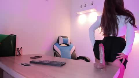Soft  online show from June 7, 4:08 am
