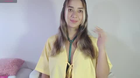     online show from April 9, 12:43 pm