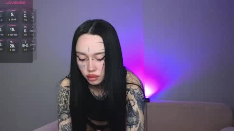 somniya online show from April 18, 8:31 pm