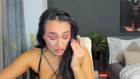 Sonia  Rey online show from November 2, 7:17 pm