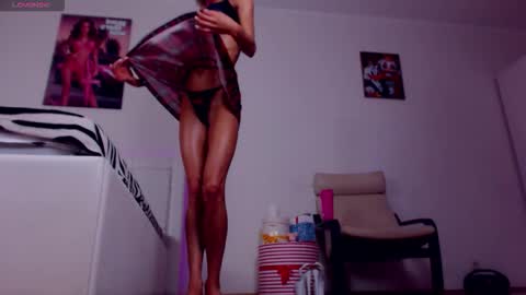 Sonja Ray online show from November 8, 9:58 am