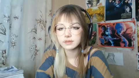 Mila online show from June 3, 3:17 pm