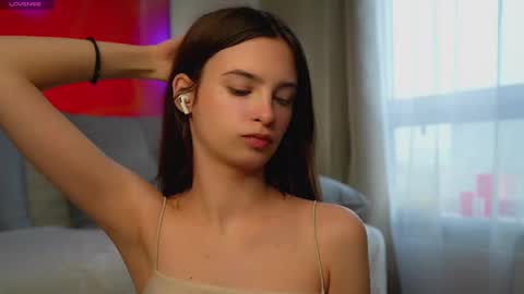 Eva 3 online show from March 4, 9:18 am