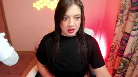 sophia_grants online show from March 9, 9:35 am