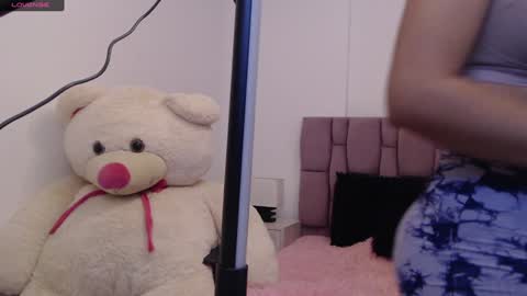 Sophia Carson online show from January 17, 10:00 am