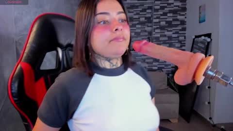 Sophia online show from April 29, 5:30 pm