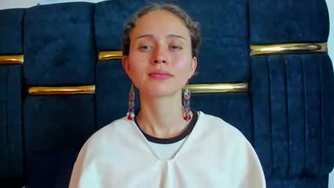 sophiamiller6 online show from March 22, 2:45 pm