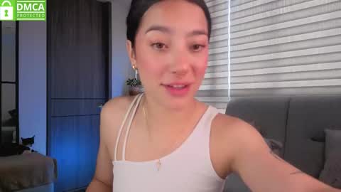 Sophie  online show from December 19, 2:20 pm