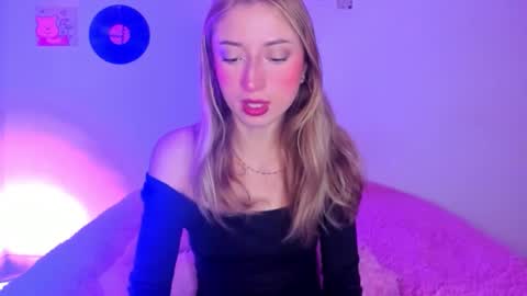 Sophie online show from February 27, 6:35 am