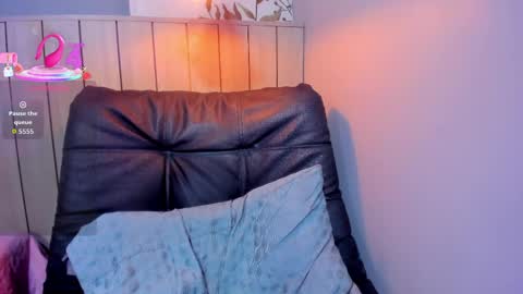 Sophie online show from April 29, 5:30 pm