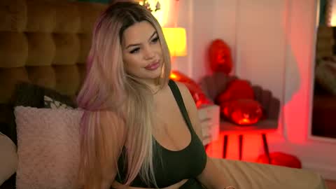 Sophie online show from September 24, 5:17 am