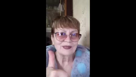 SophieBurnsX online show from April 21, 12:34 pm