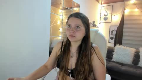 Sophie  online show from October 20, 1:03 pm