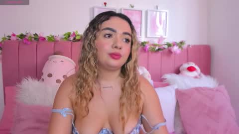 sophiee rosee online show from March 11, 9:39 pm