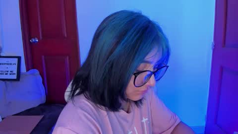   Sophie  online show from February 18, 9:03 pm