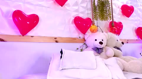 Sophie online show from February 12, 1:46 pm