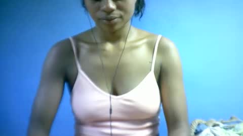 sourayaa online show from April 14, 6:08 pm