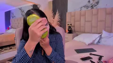 Camila Ortiz online show from February 22, 9:05 pm