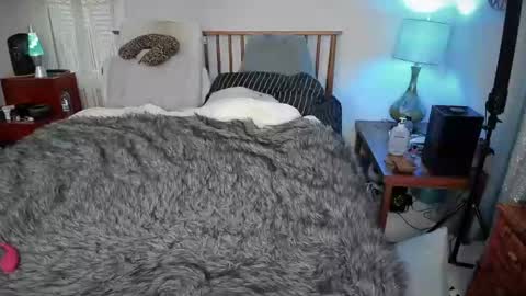 AmberSpanks online show from November 7, 1:11 am