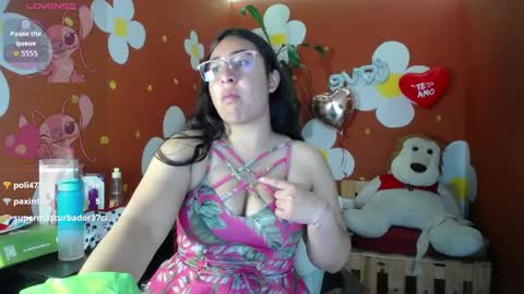 Veronica online show from April 2, 1:41 pm