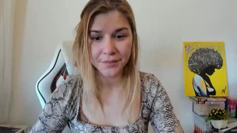 FREE ONLY FANSy online show from March 8, 12:39 pm