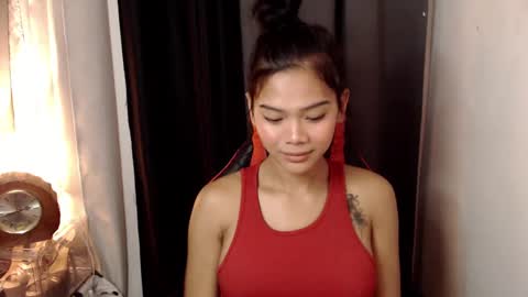 CALL ME RAINE online show from March 2, 5:20 pm