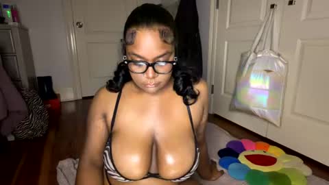 spreadthatassssssssss online show from July 19, 9:33 am