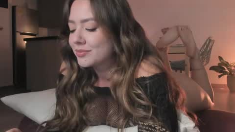 Sophie 3 online show from February 15, 2:26 am