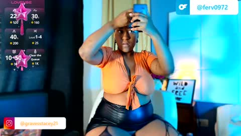   online show from December 11, 1:39 pm