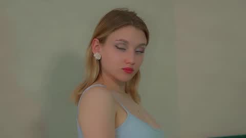 StacyEvances online show from May 10, 8:22 pm