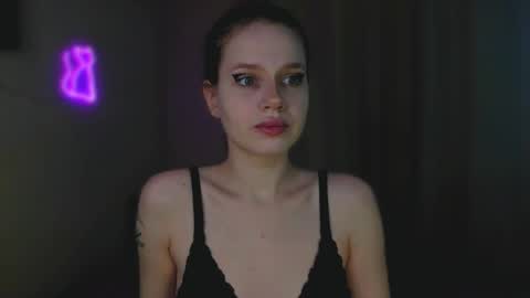 stacyloveforu online show from March 3, 5:47 am