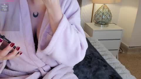 Stacy Rigel online show from February 2, 4:59 am