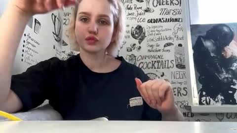 Emma online show from February 19, 4:45 am