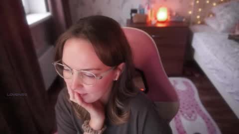 Alice online show from November 8, 7:46 am