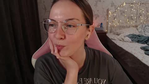 Alice online show from December 18, 10:13 pm