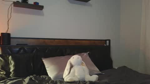 stassiebby online show from April 17, 10:56 pm