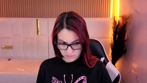 Stefania tp    730am - 1400 pm online show from March 5, 12:56 pm