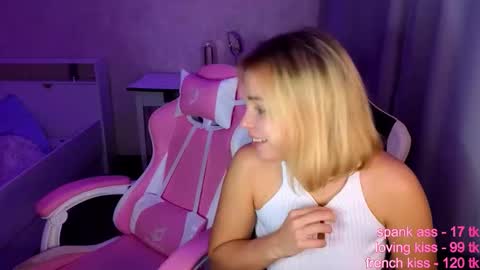 Stefany and Bettany online show from November 12, 2:15 pm