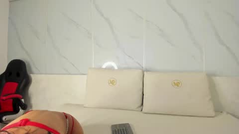 Stefany Lure online show from May 19, 7:21 pm