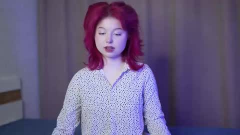 Stella online show from November 11, 12:17 am