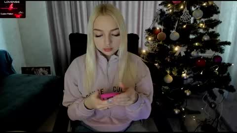 Stella  Cox online show from January 15, 7:14 am