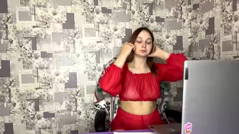 Stella online show from February 19, 3:38 pm