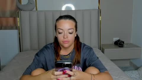 stella online show from April 6, 4:46 am