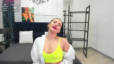 Stella online show from April 13, 7:42 am