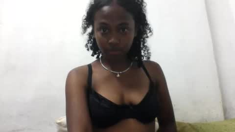 StellahJounett online show from May 9, 7:16 pm