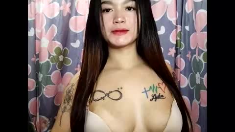 Stellapearlx online show from March 21, 3:33 am