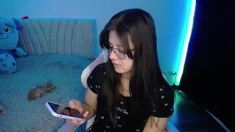 Emma online show from March 5, 2:46 am