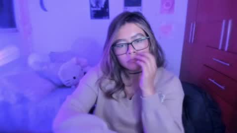 Stephanie  online show from April 15, 1:06 am