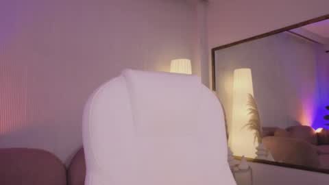 stephany_harlot online show from July 2, 3:23 am