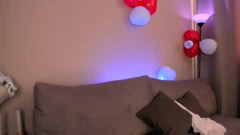 Mary online show from February 16, 7:37 am